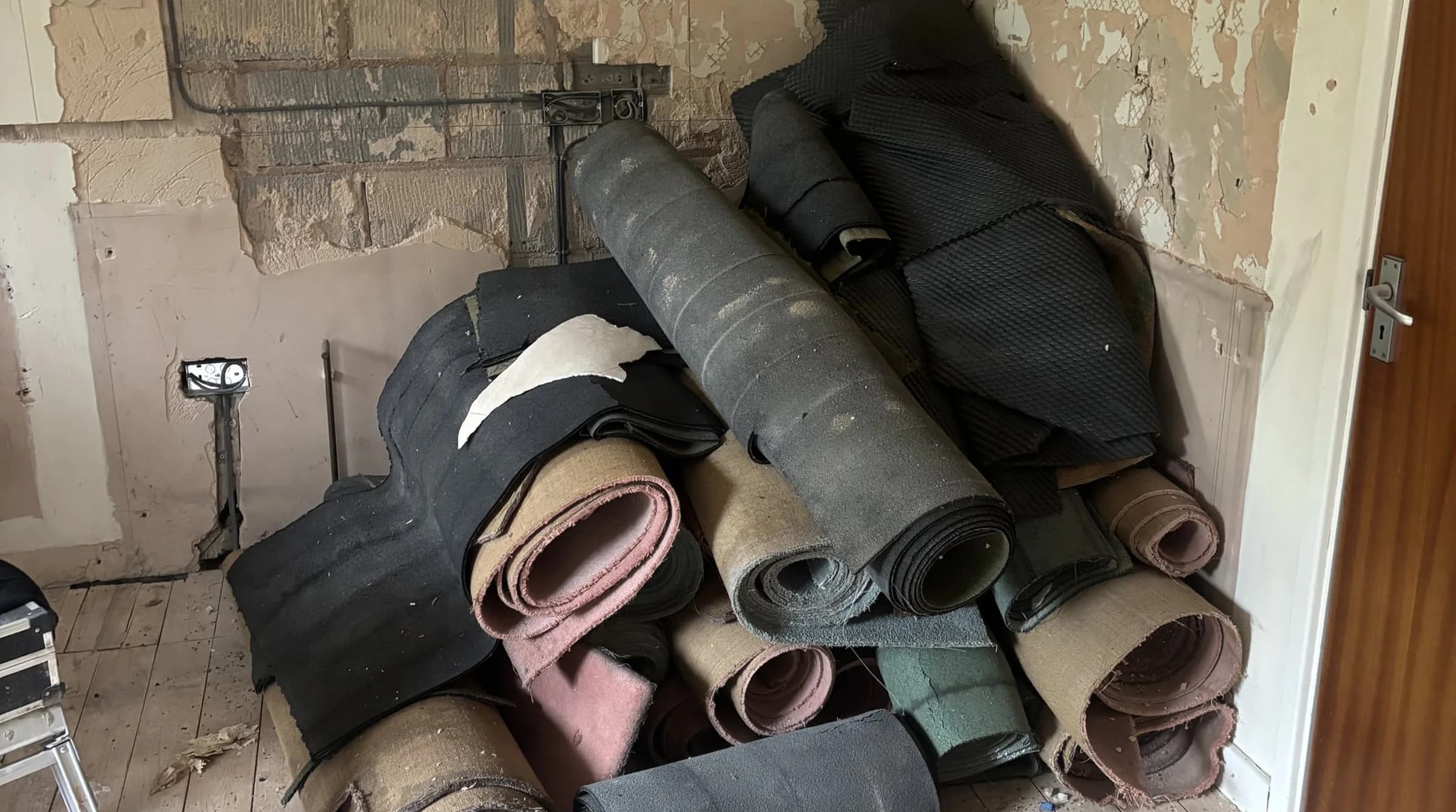Hoarder Clearance across London, the Home Counties and the North West